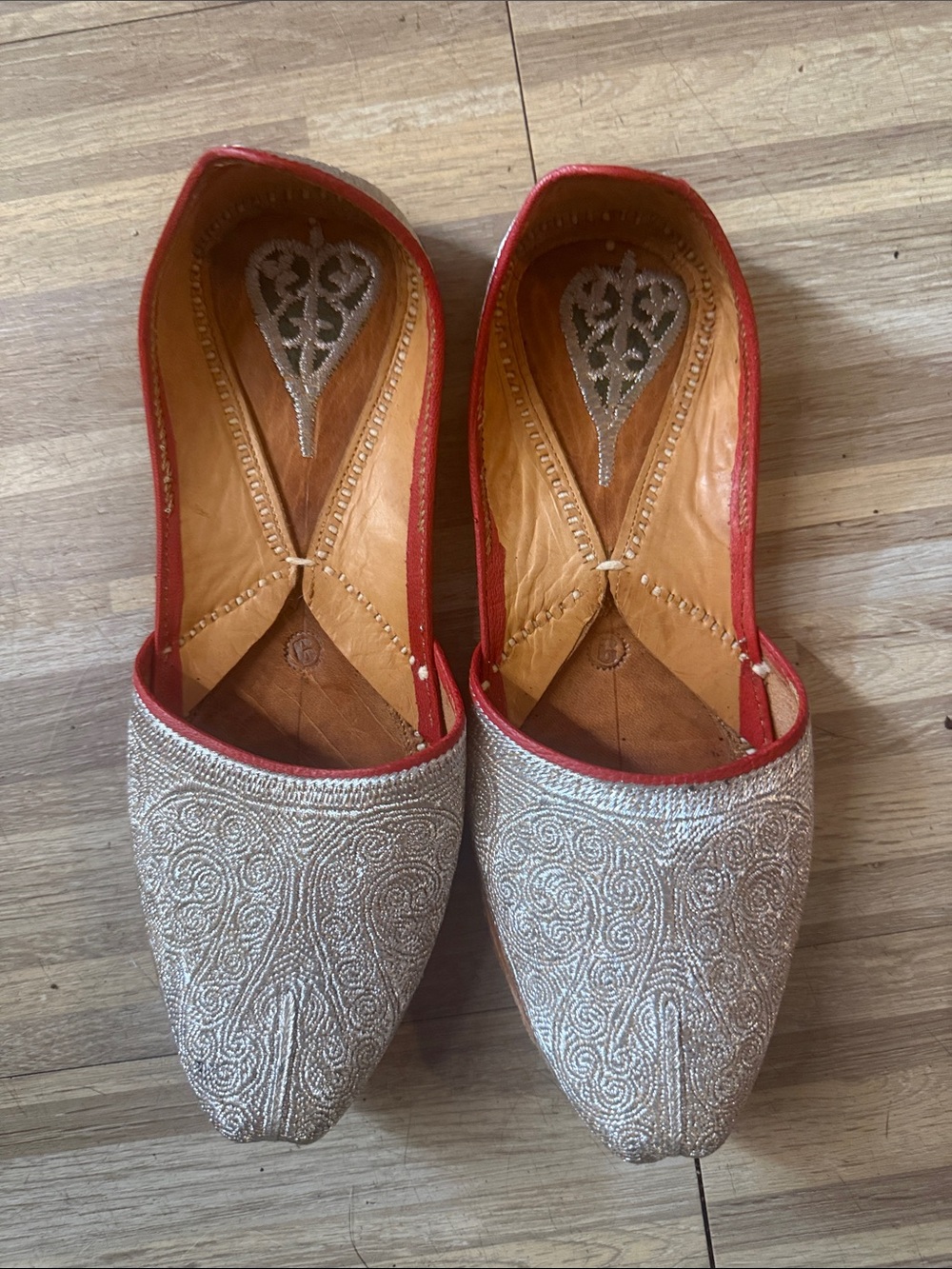 Women's Silver Embroidered Slip-On Moccasins with Red Trim